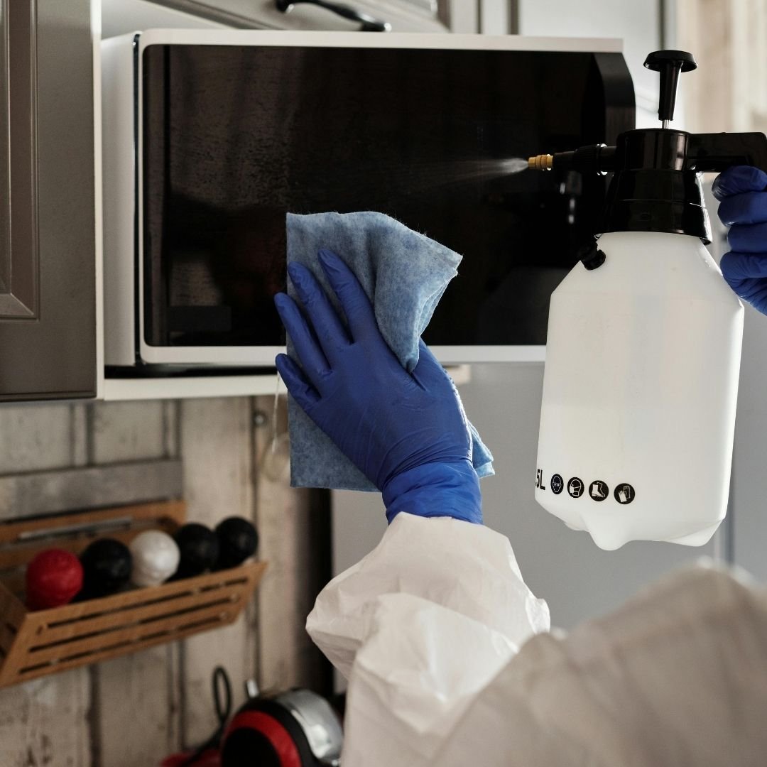 🧼✨ 10 Genius DIY Microwave Cleaning Tips Every Home Needs